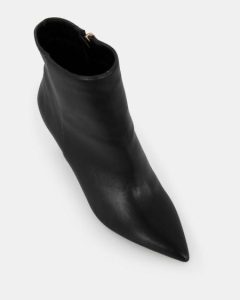 online shoe store